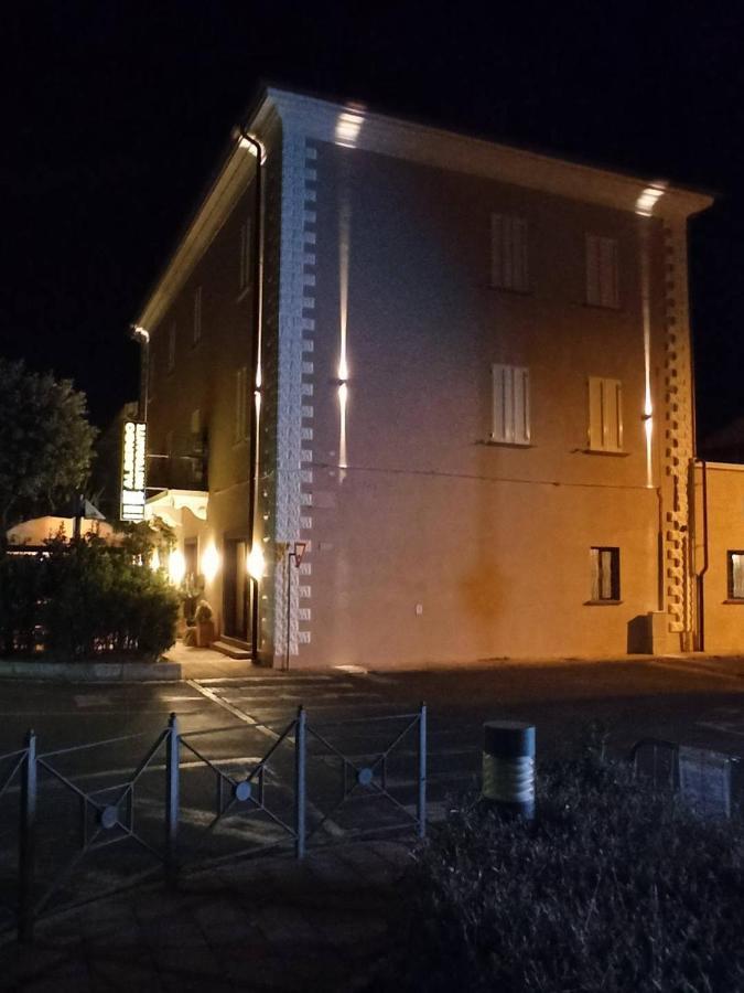 Locanda Roma Sleep & Food Donoratico Exterior foto